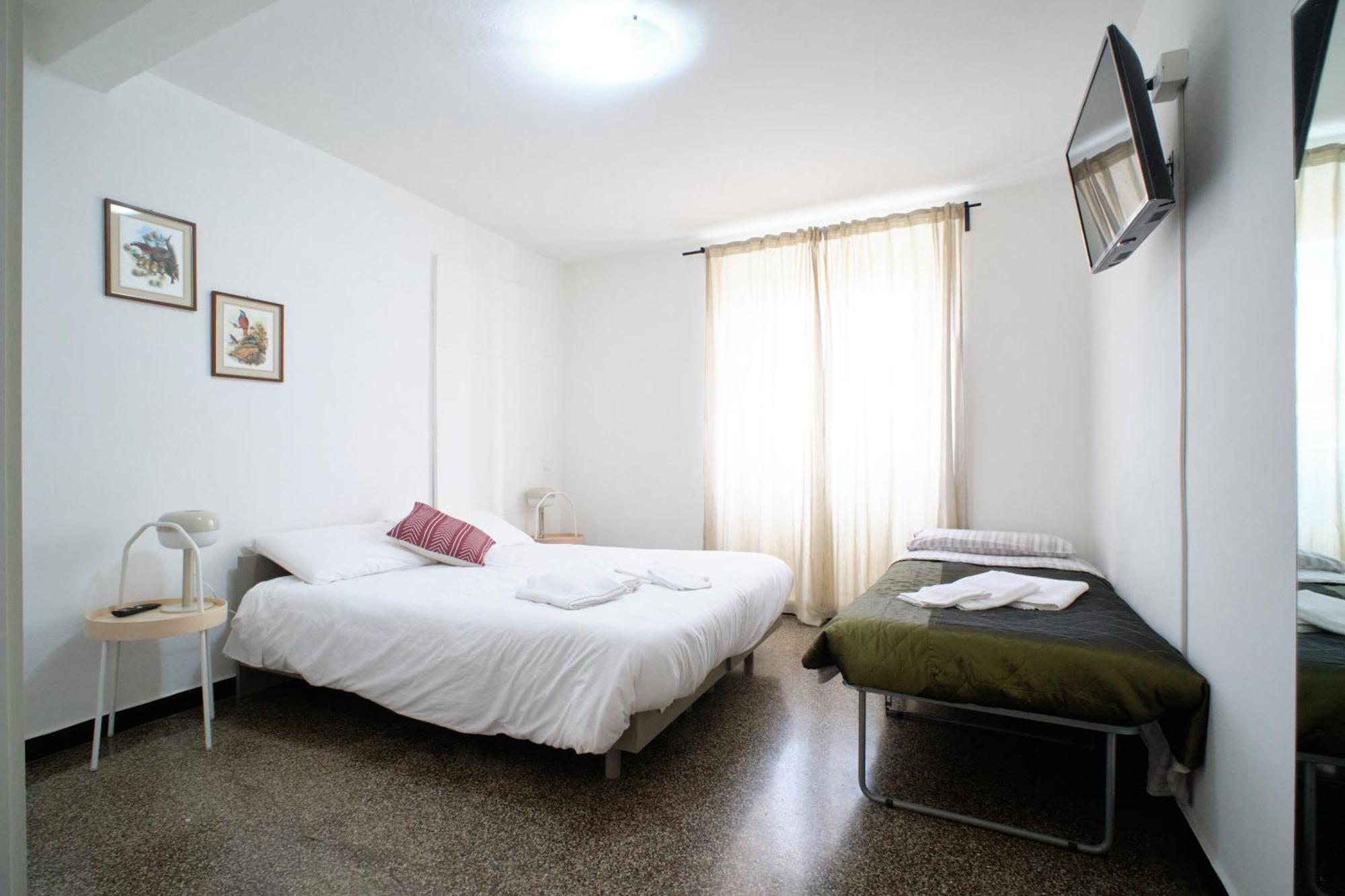 Cavour La Citta Vecchia Génova Exterior foto
